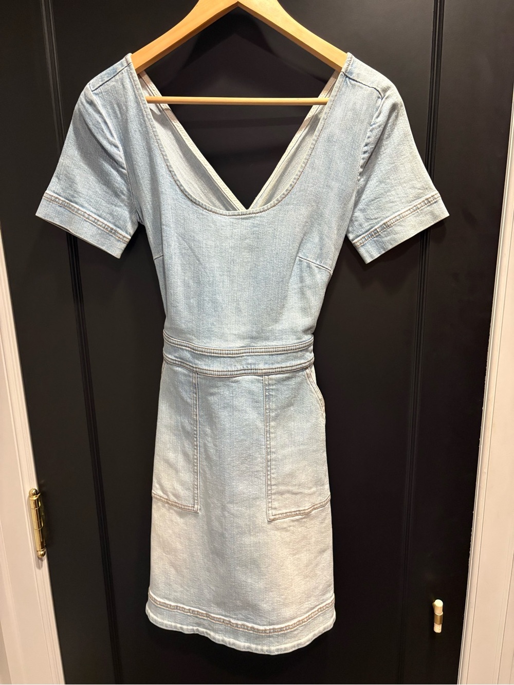 Light Blue Denim V-Neck Short Sleeve Dress Stella McCartney size 49 Italy ombré